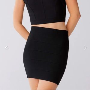 *SALE* BCBG Bandage Bodycon Power Skirt Small